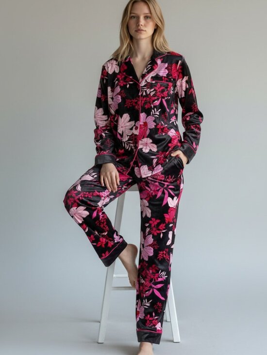 Joyspun Other - Joyspun Stretch Velour Notch Collar Pajama Set Sixe XS (0-2)